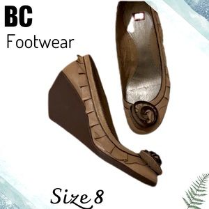 Tan Leather BC Wedge Pumps Sz 8